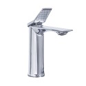 Baterie pentru baie cu design modern, Naimeed D6204, Argintiu Baterie pentru baie cu design modern, Naimeed D6204, Argintiu