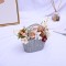 Aranjament floral elegant, flori de sapun, D4066, Crem