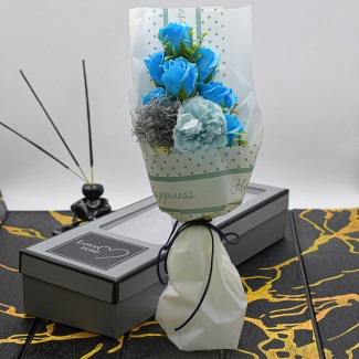 Aranjament floral elegant, flori de sapun, D4083, Blue Aranjament floral elegant, flori de sapun, D4083, Blue