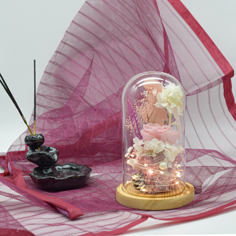 Aranjament floral in cupola de sticla, lumina Led, D4050, Roz