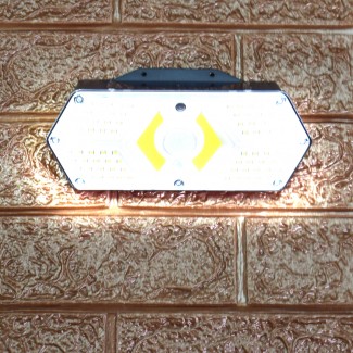 Lampa solara, cu senzor de miscare, lumina LED, acumulator, Naimeed D4330, 114 LED-uri Lampa solara, cu senzor de miscare, lumina LED, acumulator, Naimeed D4330, 114 LED-uri