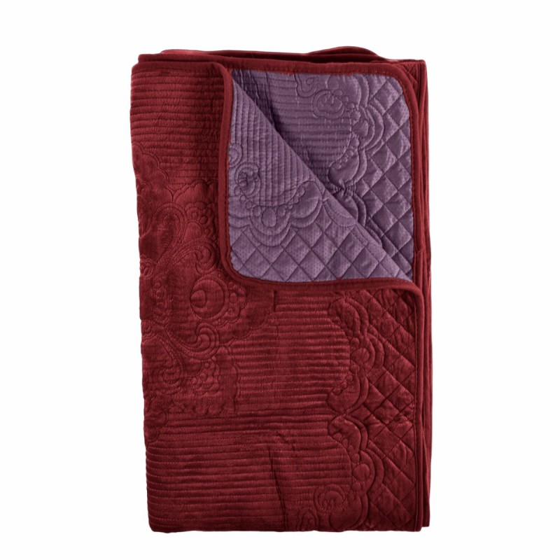 Cuvertura Canapea, Naimeed D4893L, 70x240cm, poliester, pufoasa, matlasata, Visiniu Cuvertura Canapea, Naimeed D4893L, 70x240cm, poliester, pufoasa, matlasata, Visiniu